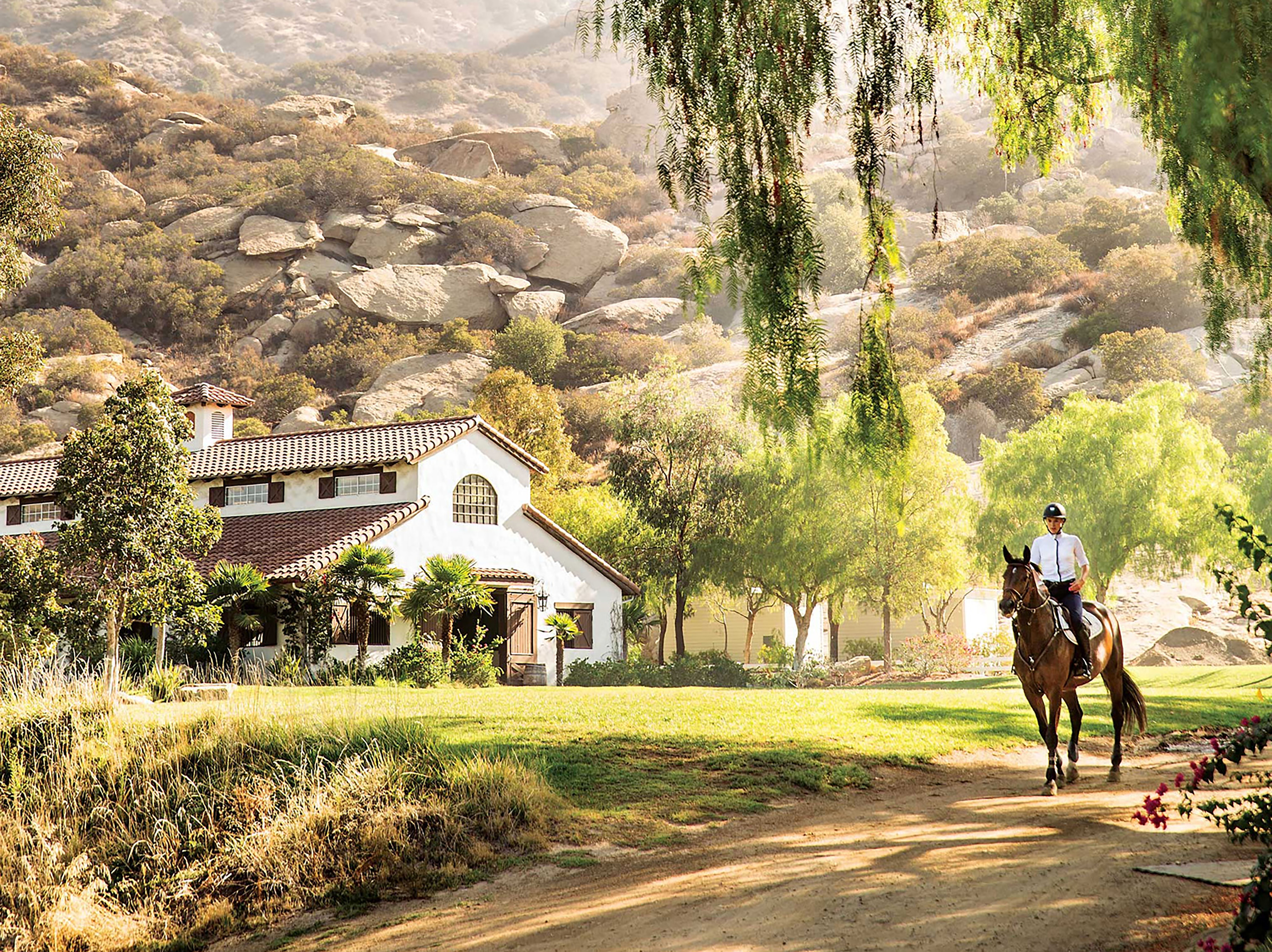 Hummingbird-Nest-Ranch-and-Equestrian-Center-Wedding-Venue-1