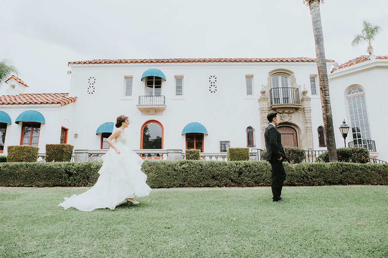 Muckenthaler Mansion Winter Wedding First Look